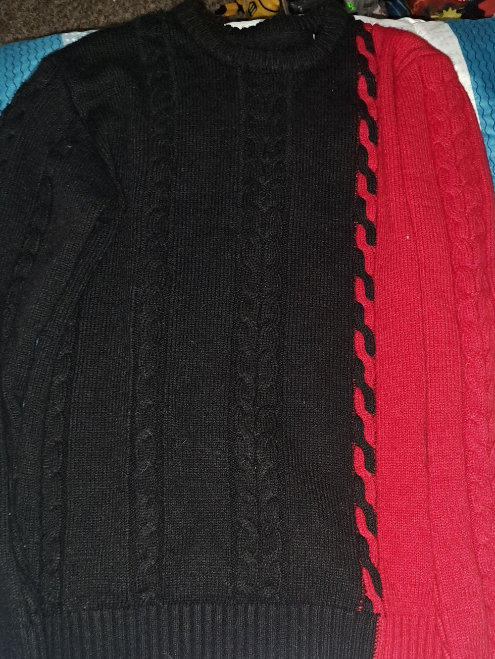 Fashion Nova Men’s Half-&-Half Cable Crewneck Sweater in Black and Red